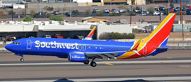 Southwest Boeing 737-8H4 N8674F, Phoenix Sky Harbor, October 6, 2017